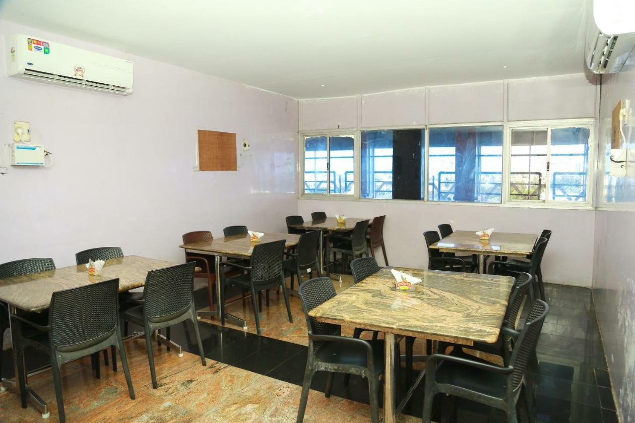 Hotel Shridevi Park Chennai Exterior photo